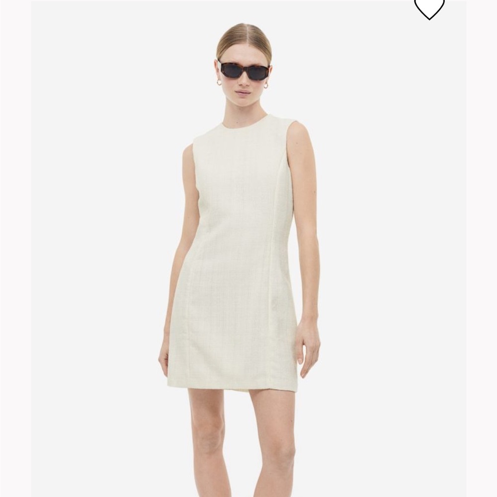 Sleeveless boucle dress in cream M